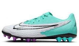 足球鞋爆料网站大全视频,带你领略最新球鞋资讯