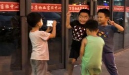 娱乐吃瓜头像男生,揭秘娱乐圈男星吃瓜头像背后的故事