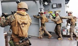 日媒爆料美军战机视频,日媒揭秘先进战技与战略意图