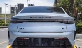 比亚迪海豹爆料视频,颠覆性设计引领新能源轿车新潮流